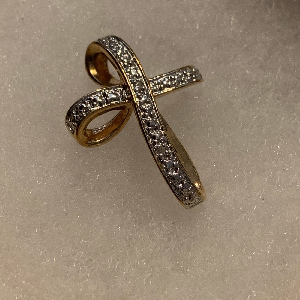 Pave diamond gold/silver cross charm